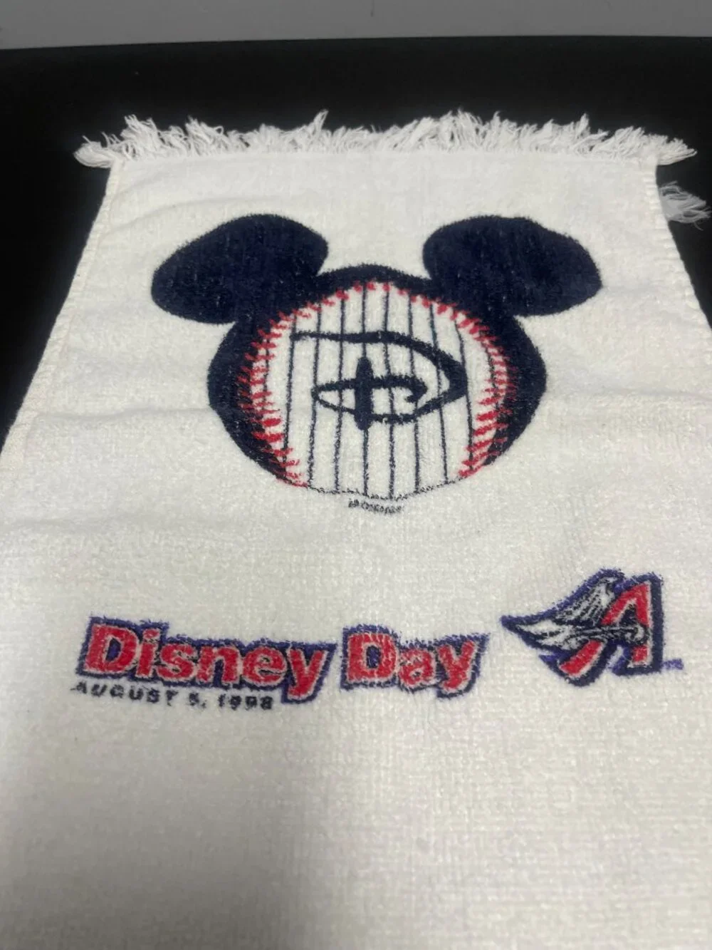 Vintage Disney Day Anaheim Angels Mickey Baseball Rally Towel 1998